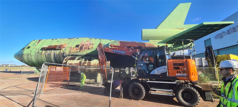 Hitachi ZX145W-6 (14t)